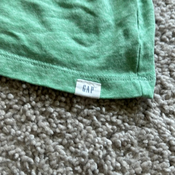 Baby gap tank - Picture 3 of 3